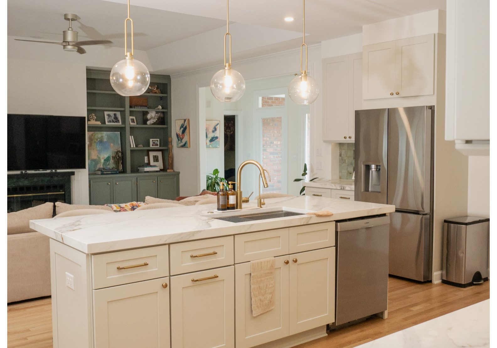 Transitional Kitchen Remodel in Wilmington, NC by Bliss Construction Group project photo